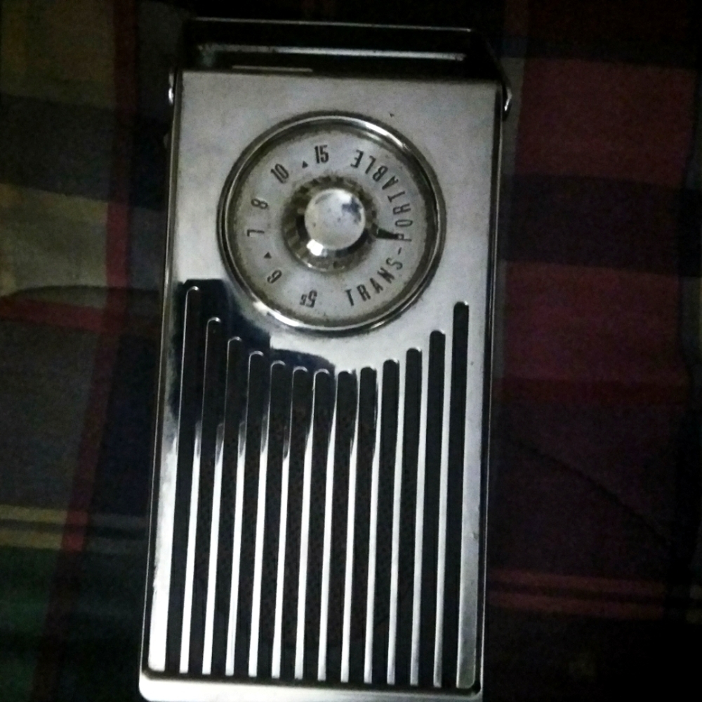 1958 Transportable Radio